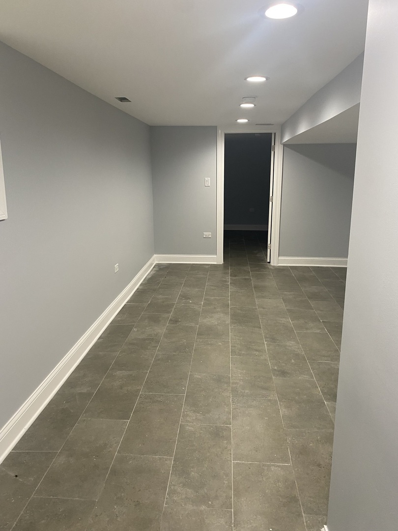 12053 S Michigan Avenue, Chicago, IL 60628