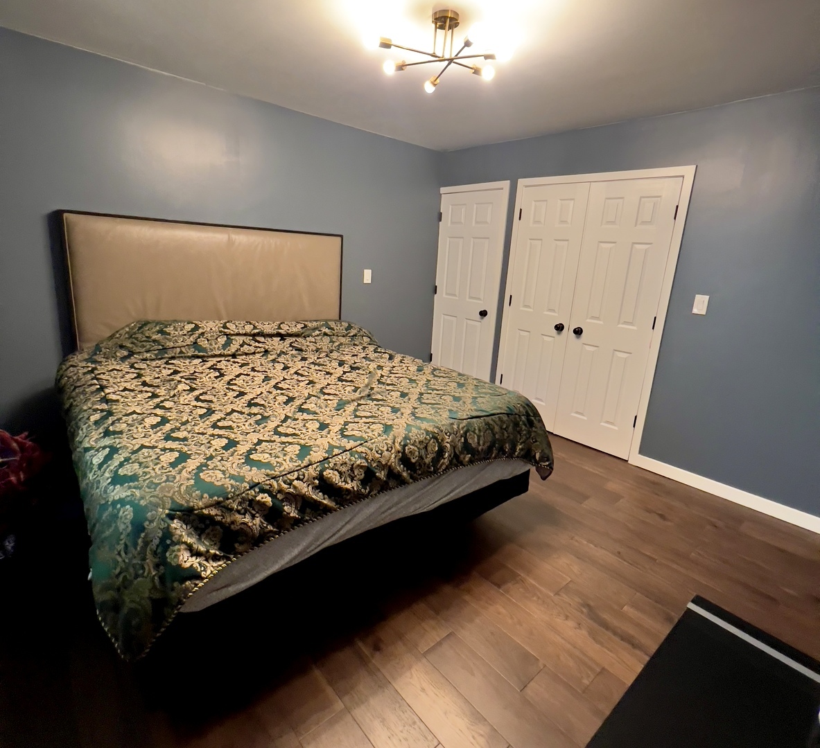 17750 Clyde Avenue, Lansing, IL 60438