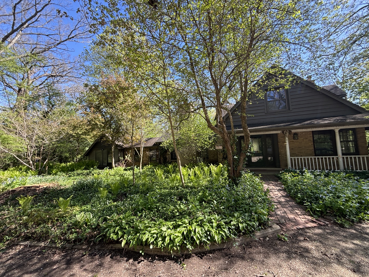 29W101 Morris Court, Warrenville, IL 60555