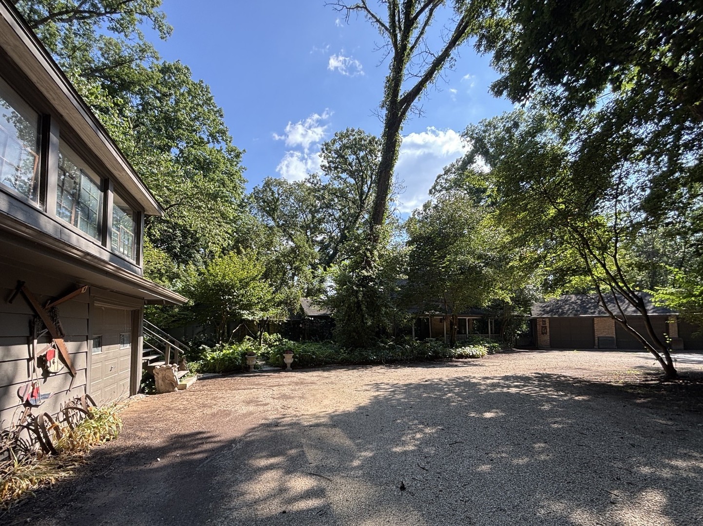 29W101 Morris Court, Warrenville, IL 60555