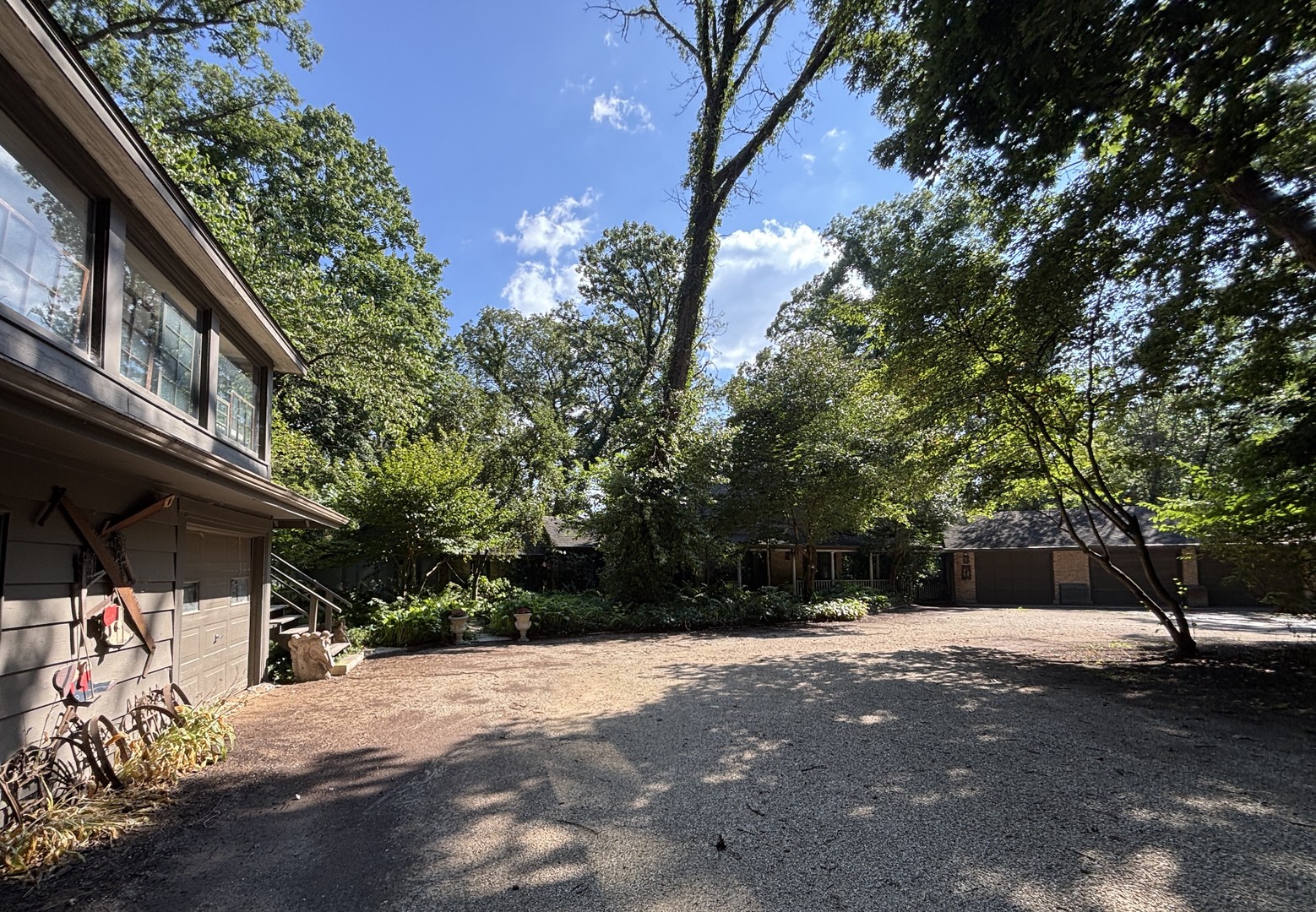 29W101 Morris Court, Warrenville, IL 60555