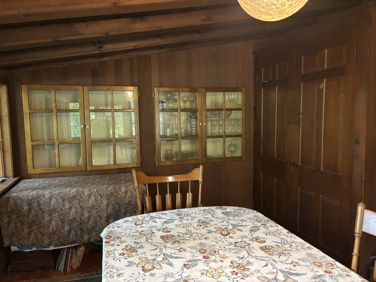 29W101 Morris Court, Warrenville, IL 60555