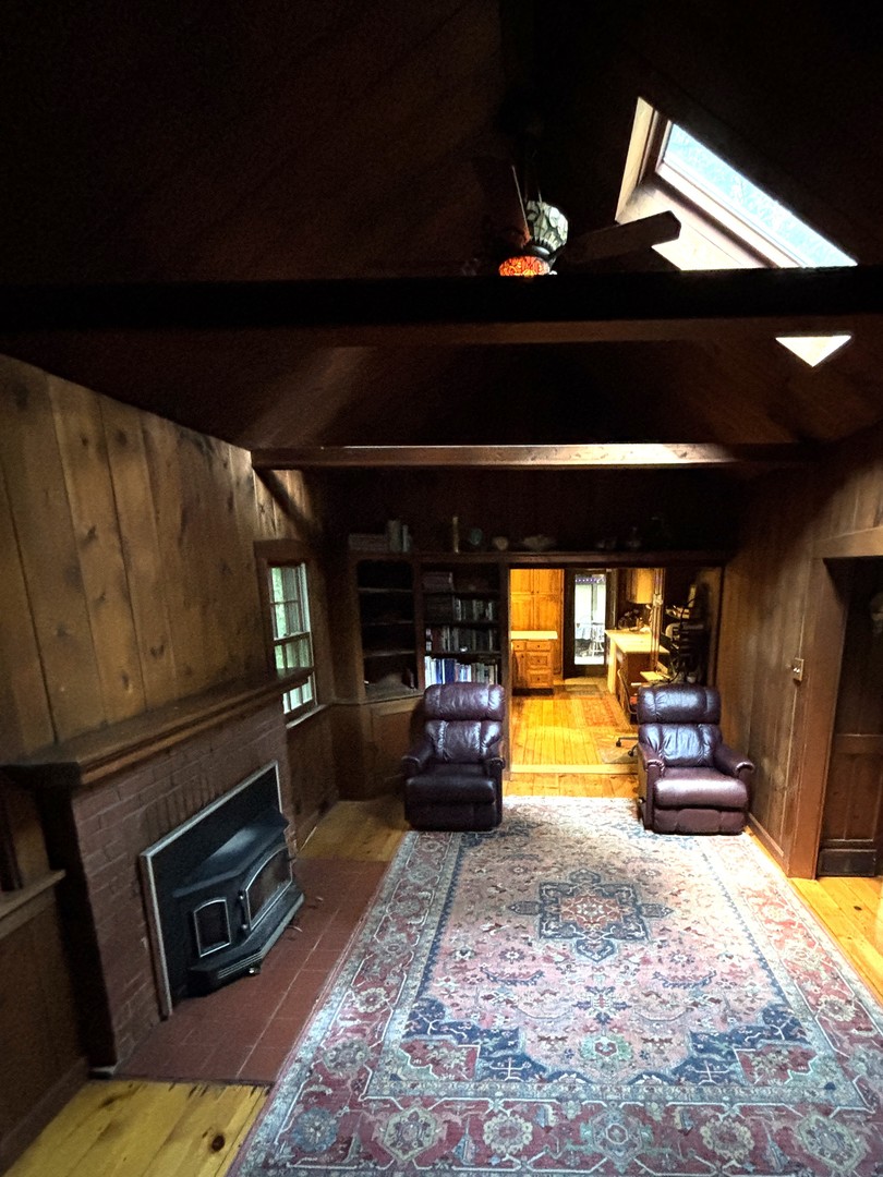 29W101 Morris Court, Warrenville, IL 60555