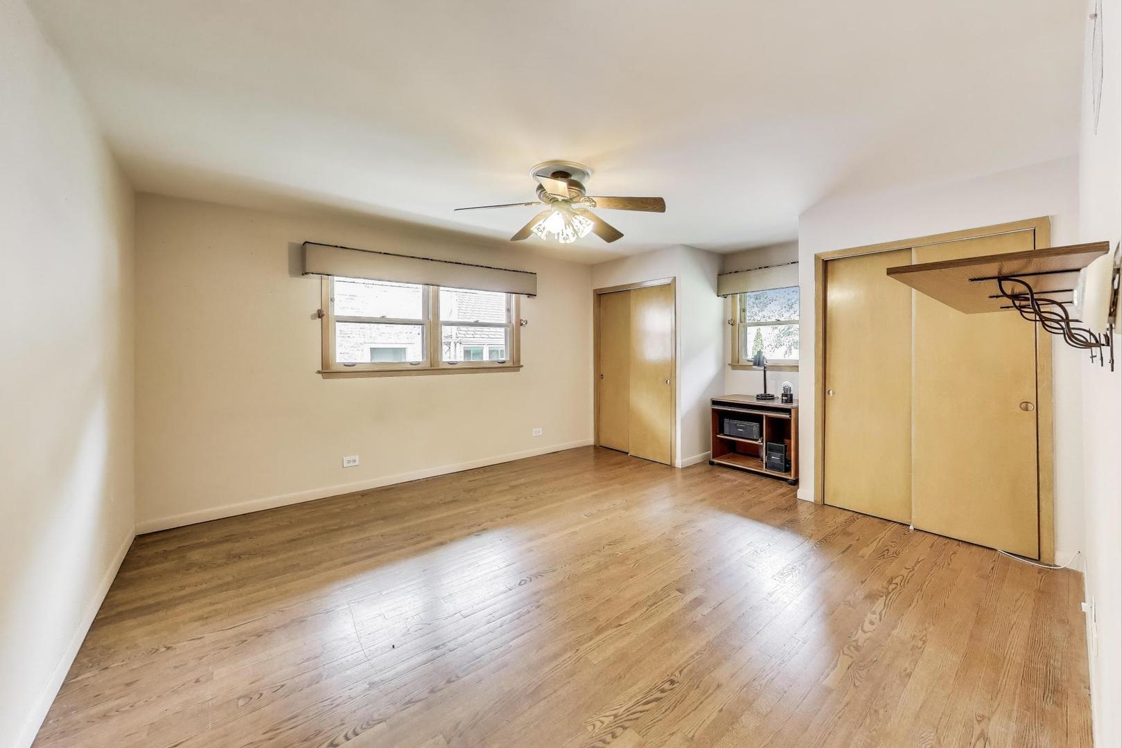9350 S Hoyne Avenue, Chicago, IL 60643