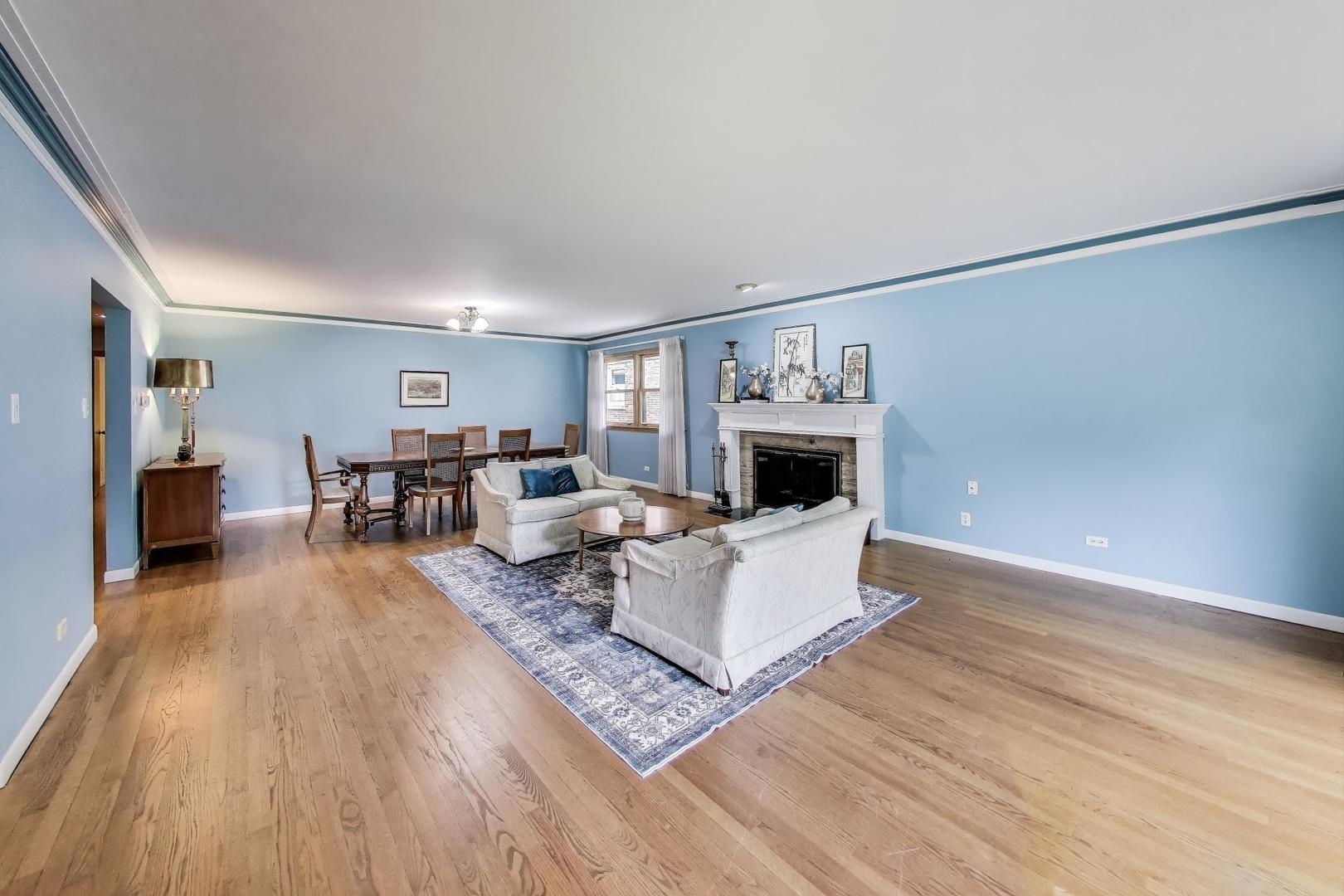 9350 S Hoyne Avenue, Chicago, IL 60643
