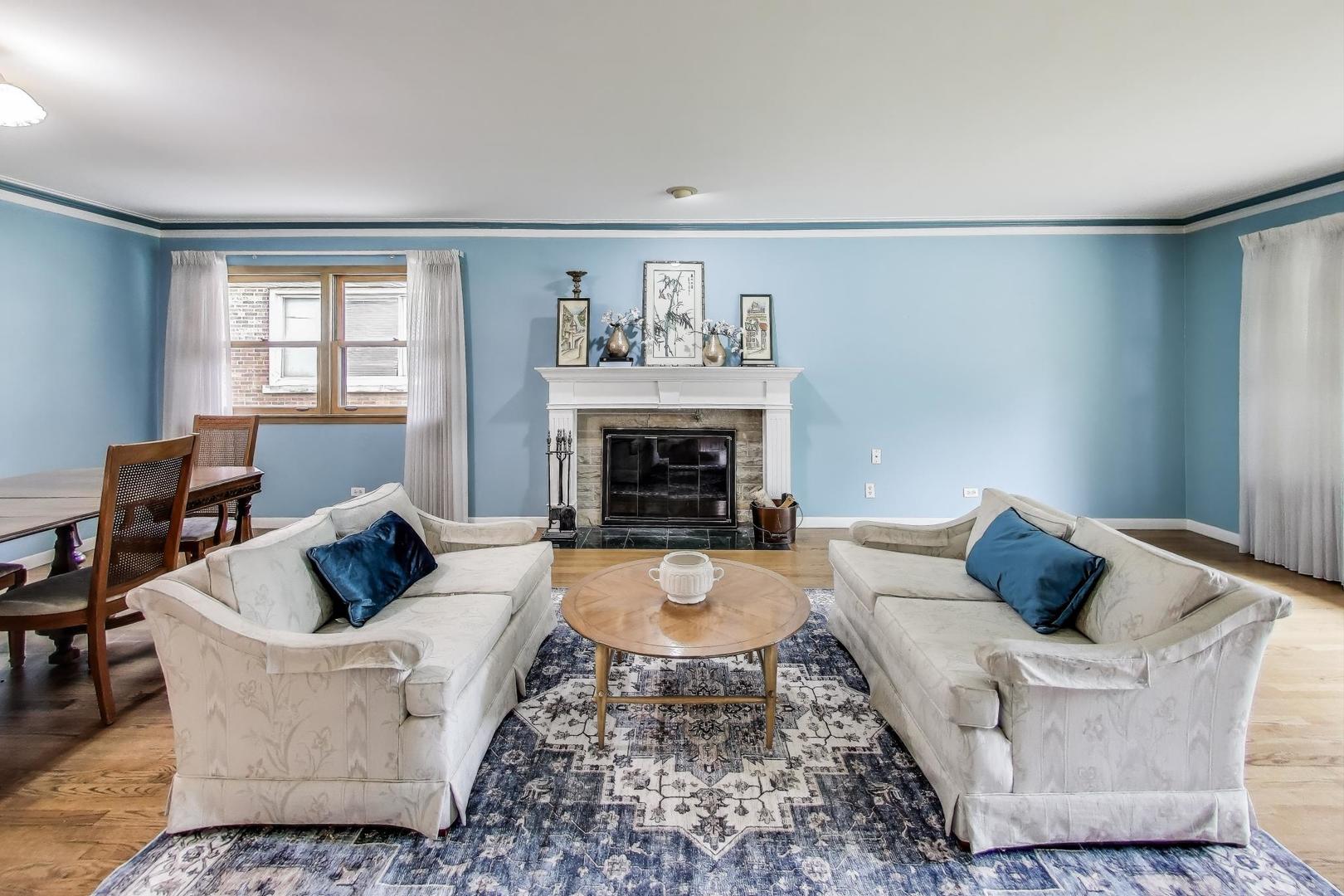 9350 S Hoyne Avenue, Chicago, IL 60643