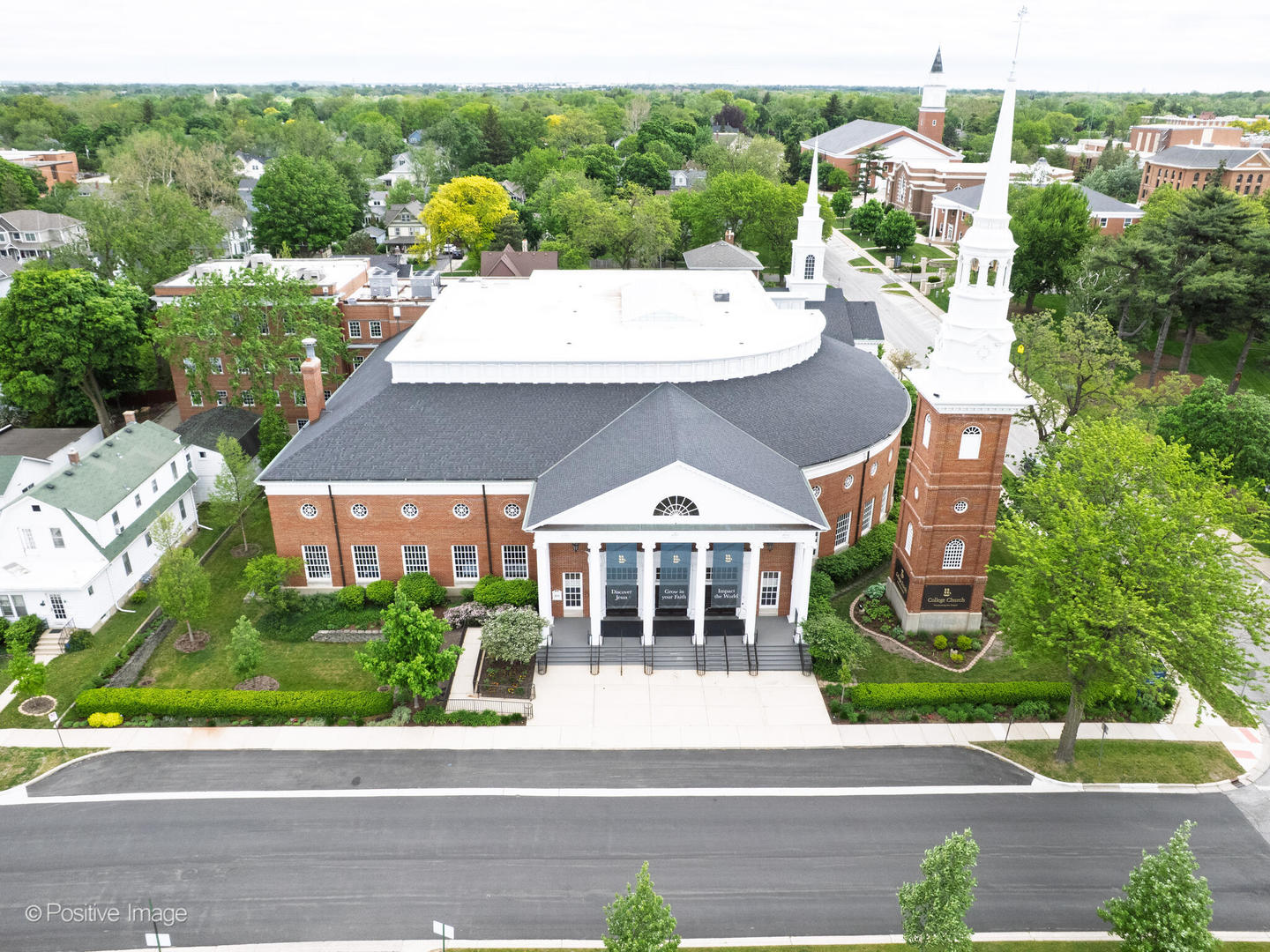 315 N Gary Avenue, Wheaton, IL 60187
