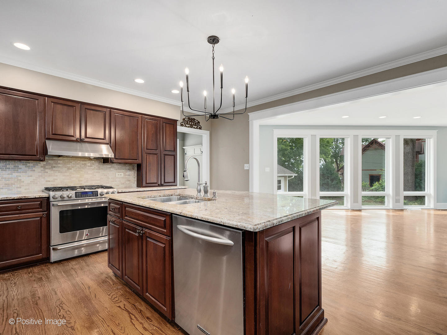 315 N Gary Avenue, Wheaton, IL 60187