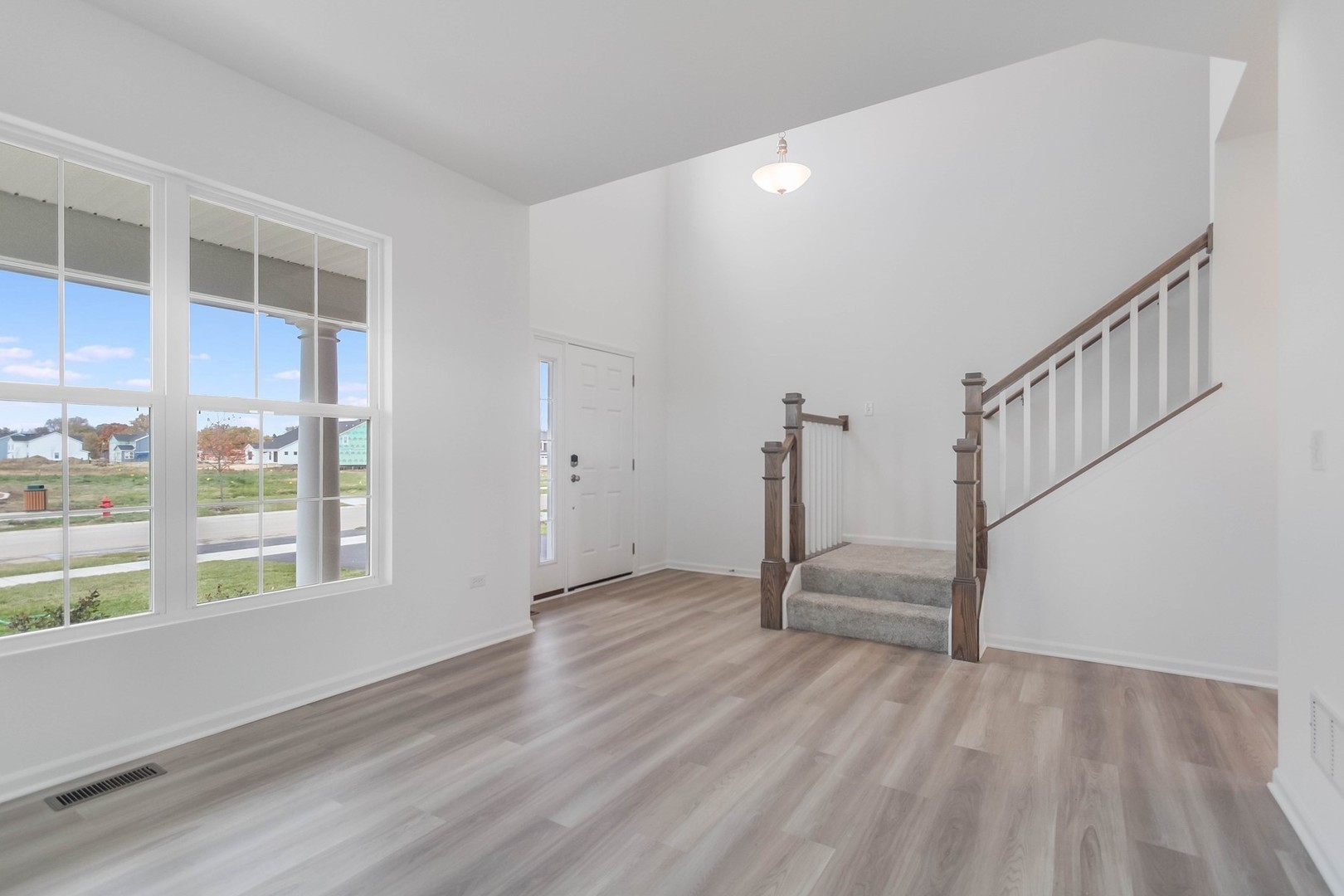 167 Piper Glen Avenue, Oswego, IL 60543