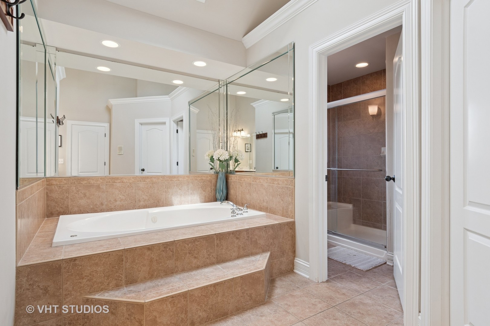 12840 SHENANDOAH Trail, Plainfield, IL 60585