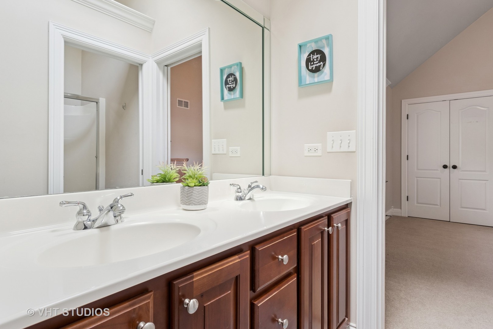 12840 SHENANDOAH Trail, Plainfield, IL 60585