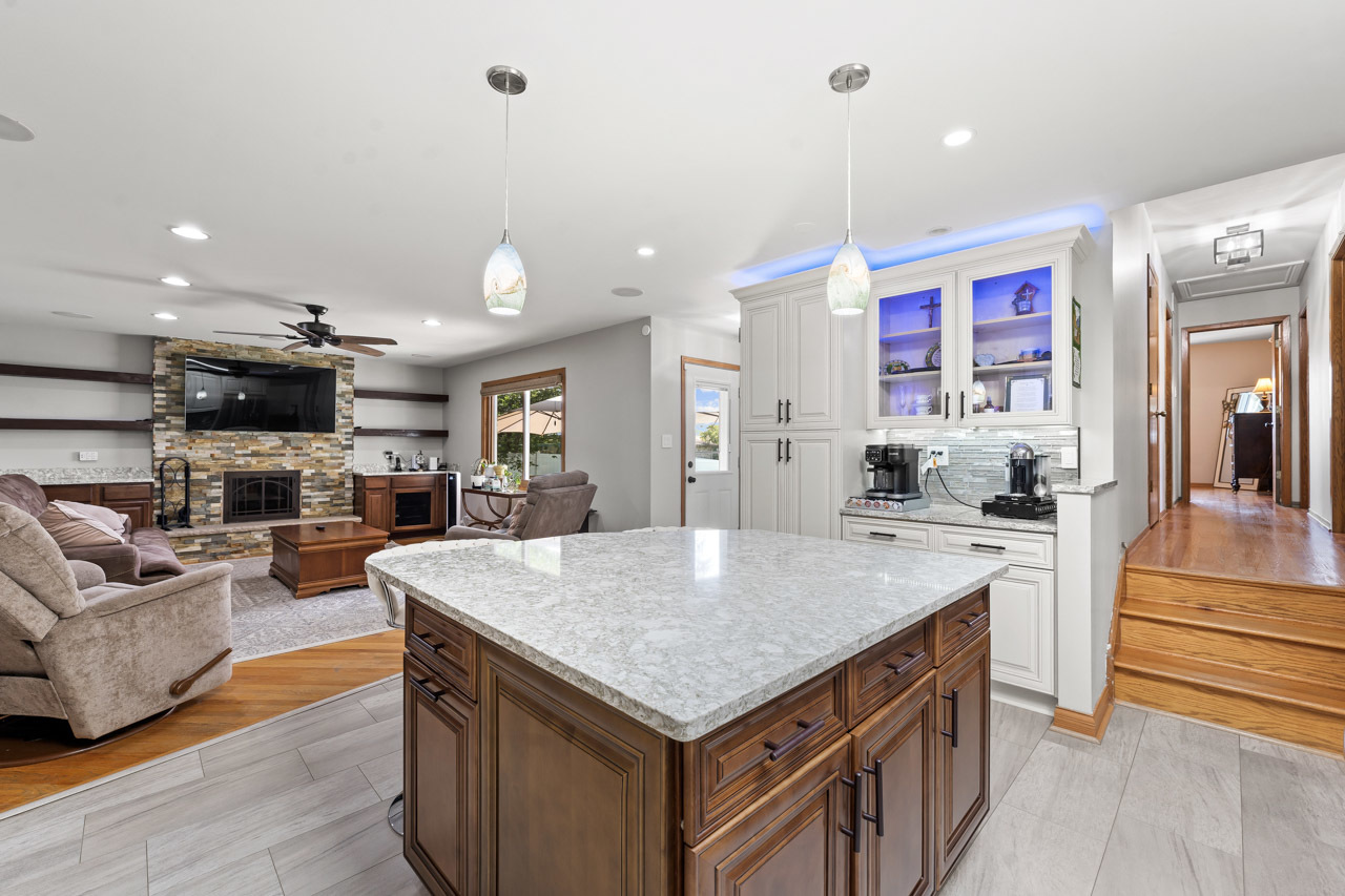 20526 S Grand Prairie Lane, Frankfort, IL 60423