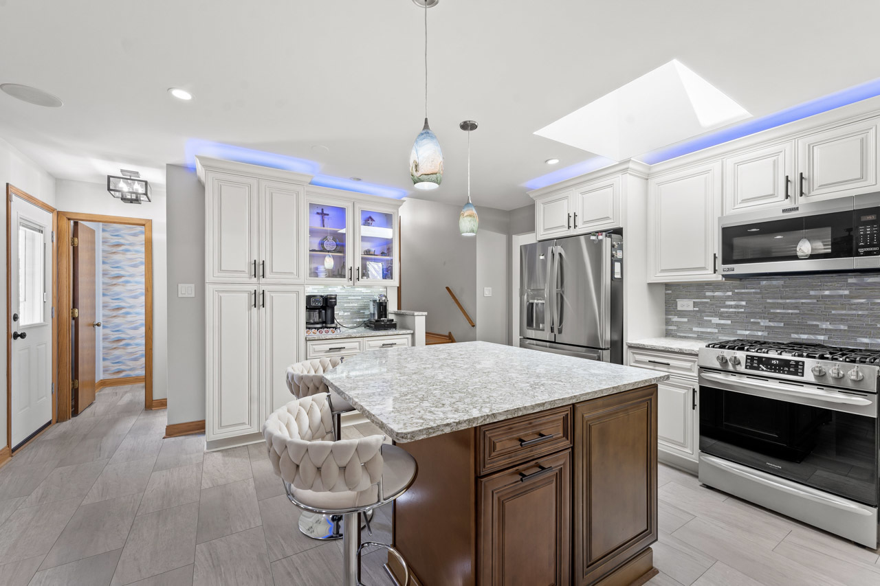 20526 S Grand Prairie Lane, Frankfort, IL 60423