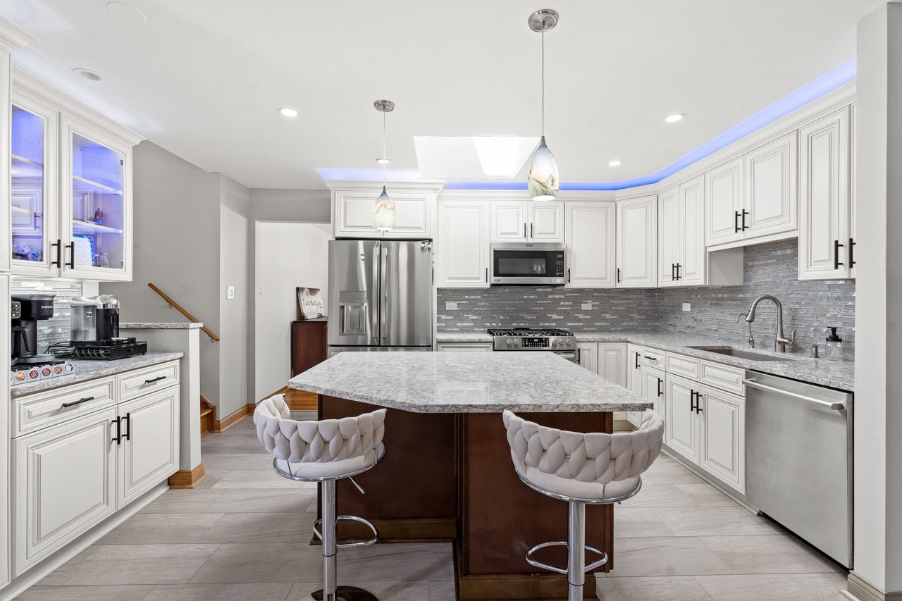 20526 S Grand Prairie Lane, Frankfort, IL 60423