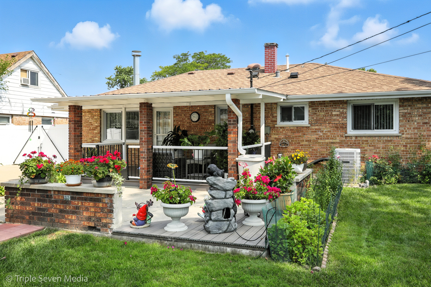 7013 Saratoga Drive, Bridgeview, IL 60455