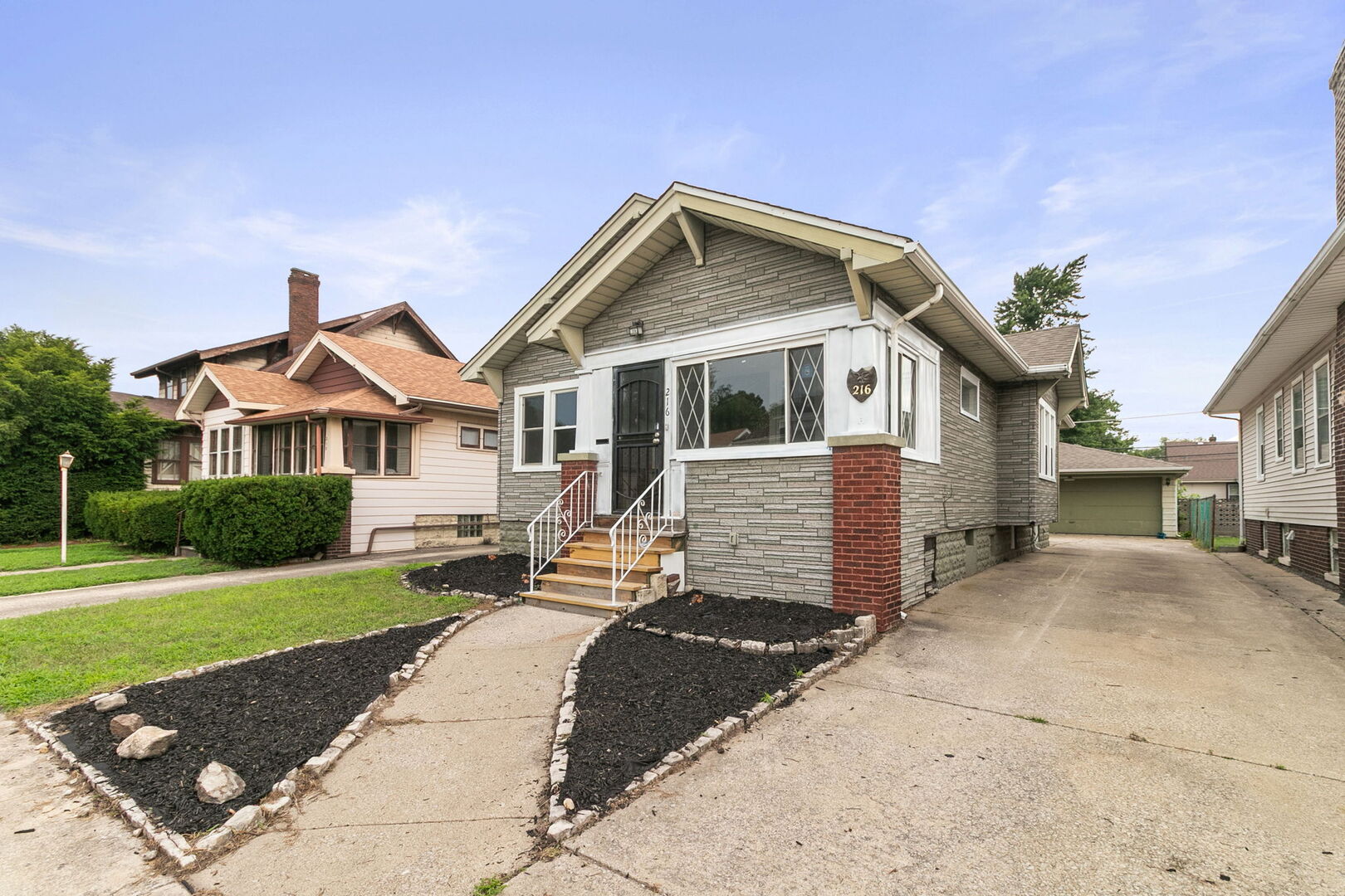 216 Warren Street, Calumet City, IL 60409
