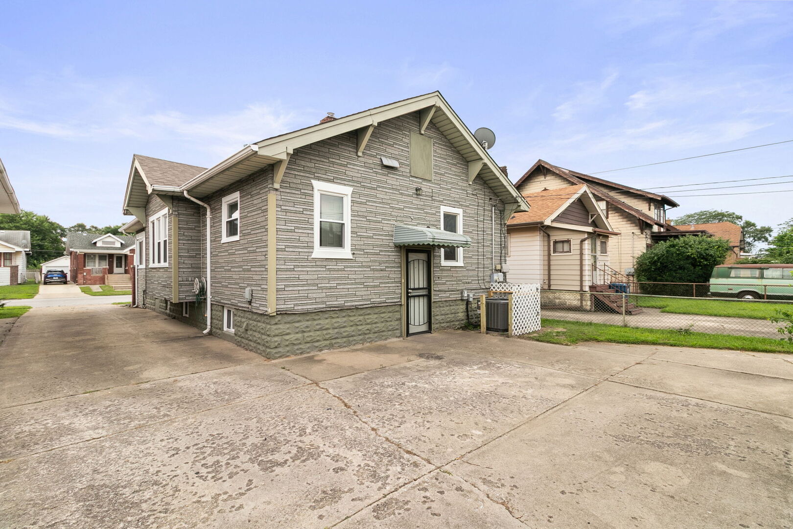 216 Warren Street, Calumet City, IL 60409