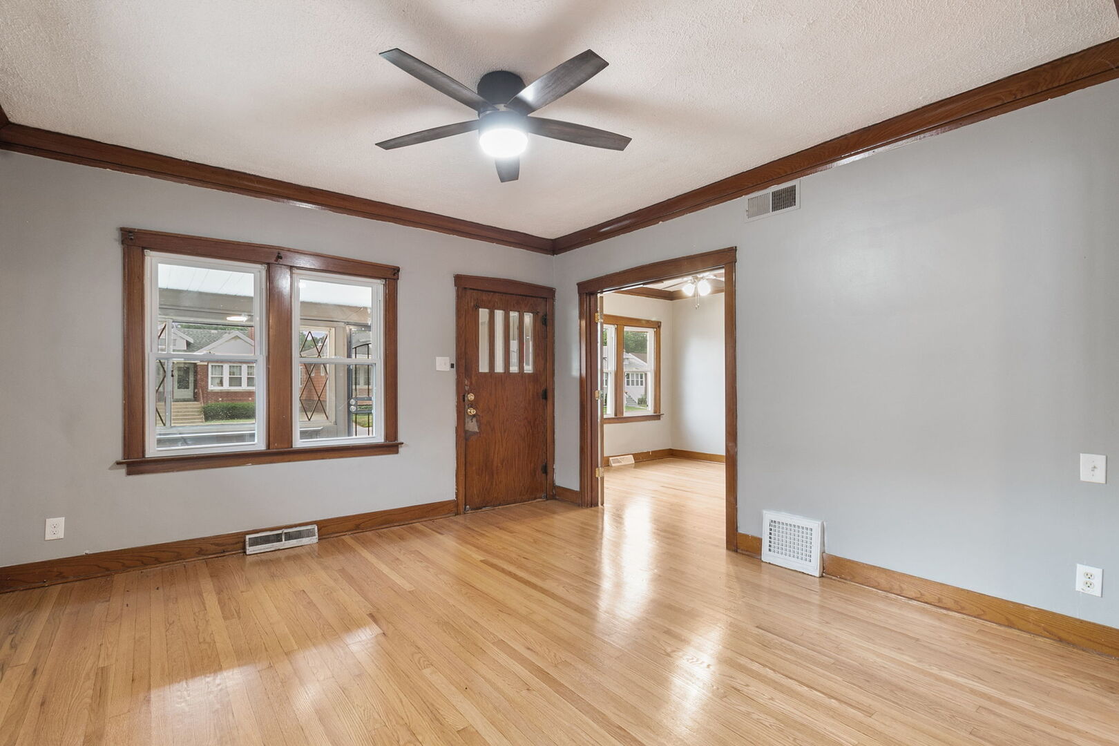 216 Warren Street, Calumet City, IL 60409