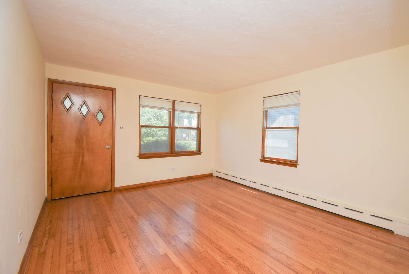 1807 16th Street, North Chicago, IL 60064