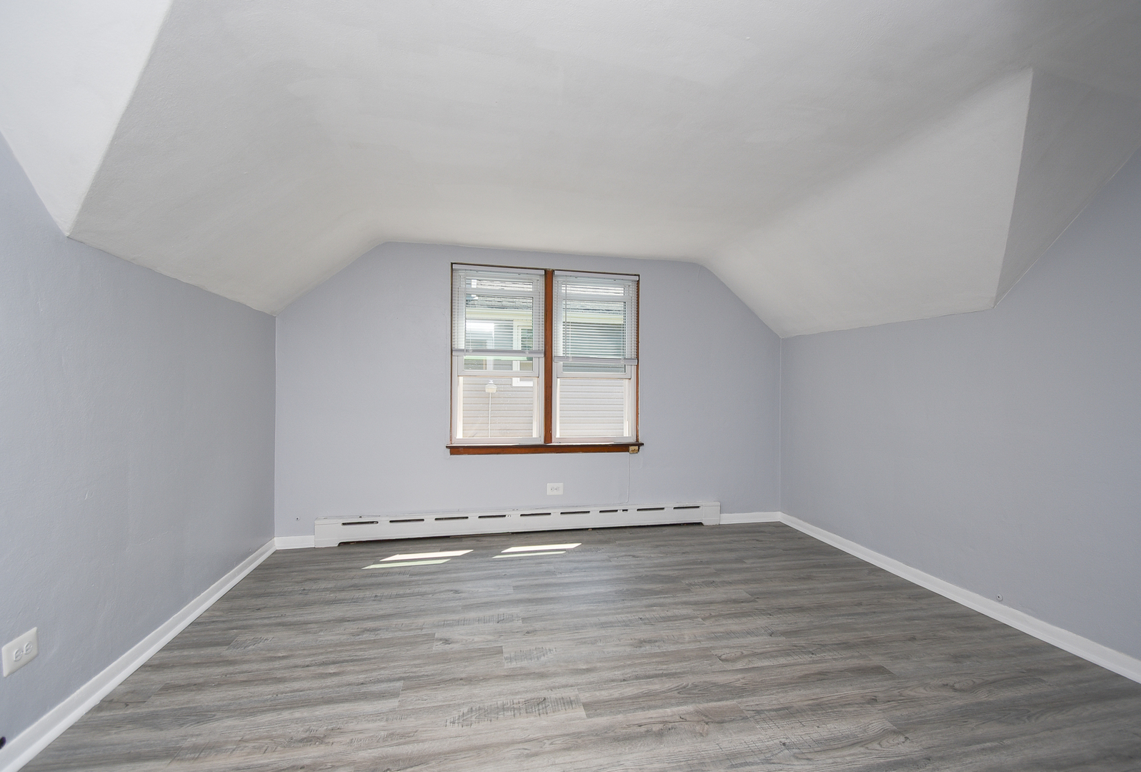 1807 16th Street, North Chicago, IL 60064