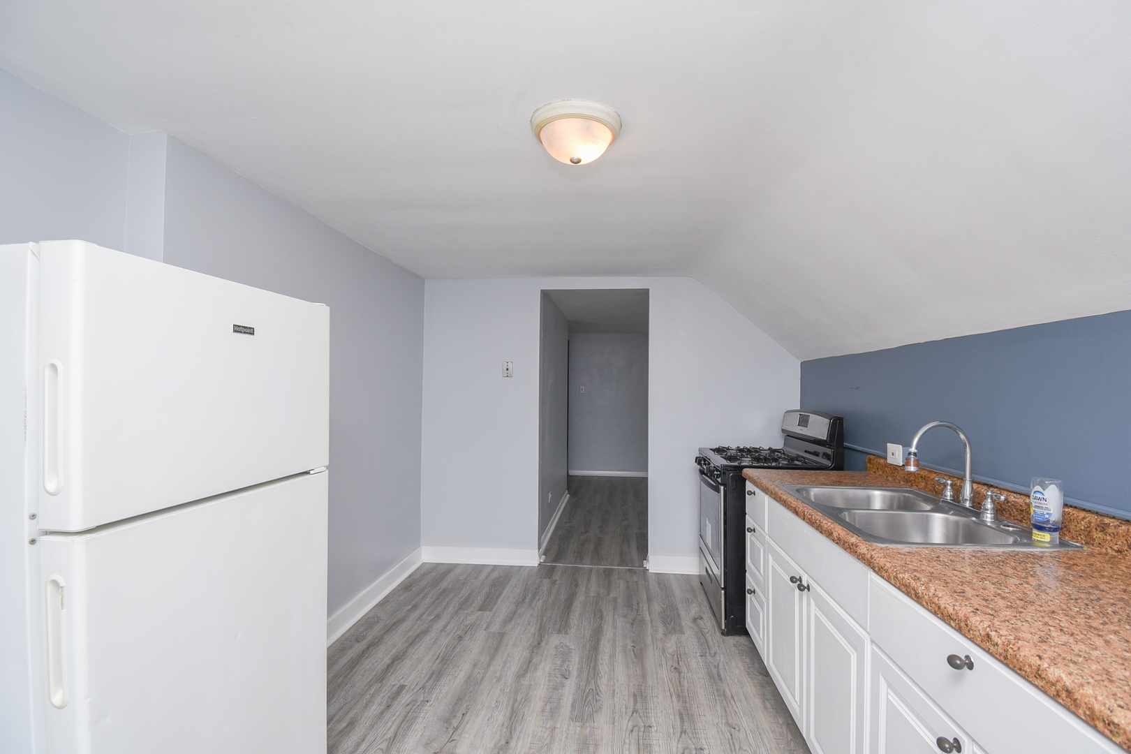 1807 16th Street, North Chicago, IL 60064
