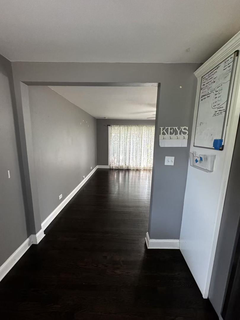 430 N Lincoln Avenue, Villa Park, IL 60181