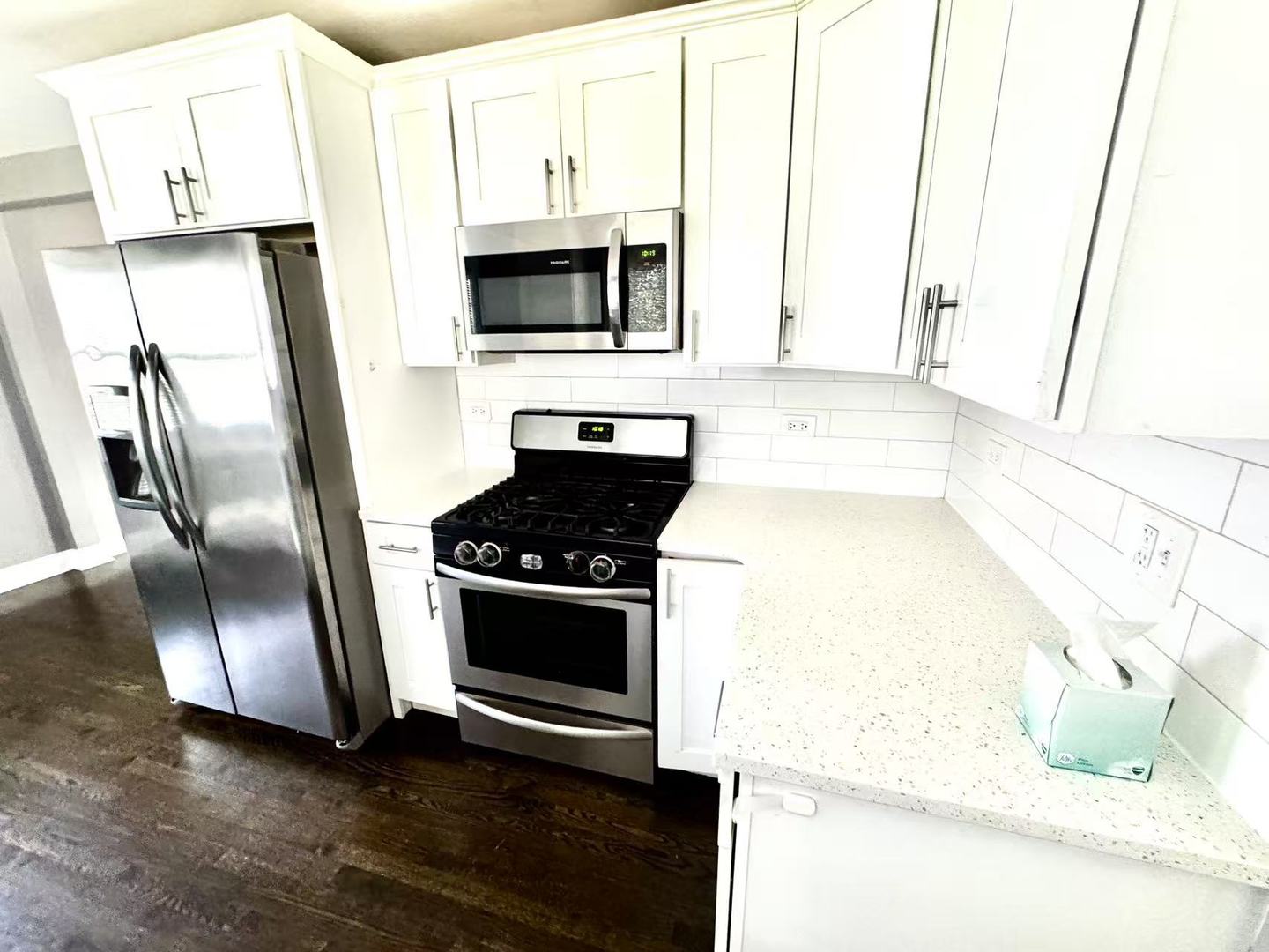 430 N Lincoln Avenue, Villa Park, IL 60181
