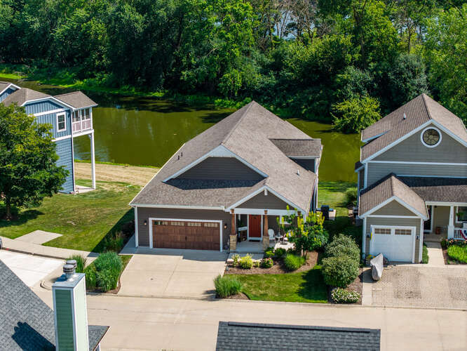 17 Windward Way, Ottawa, IL 61350
