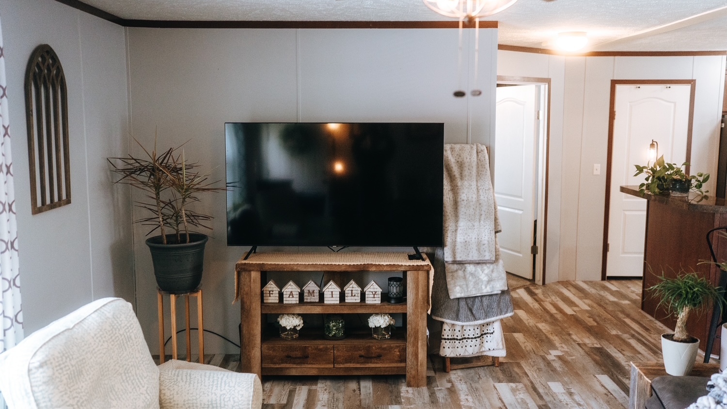 315 Avenue F Avenue, Bloomington, IL 61704