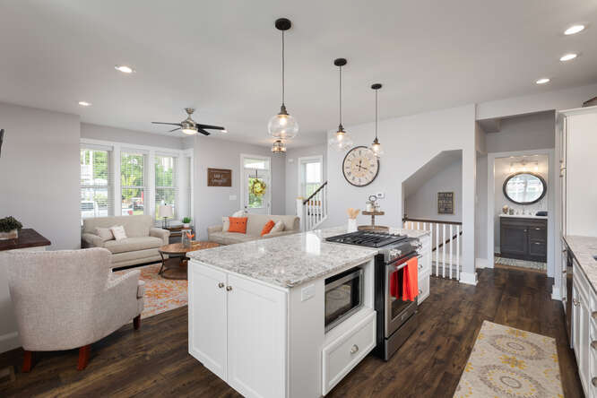 12 Great Loop, Ottawa, IL 61350