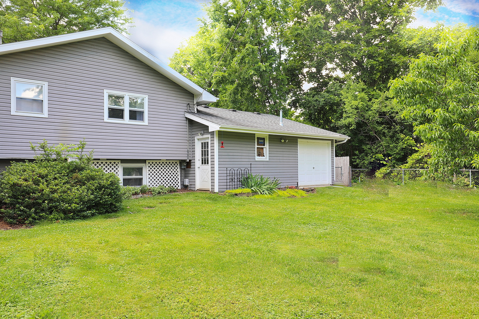 1N485 Neltnor Boulevard, West Chicago, IL 60185