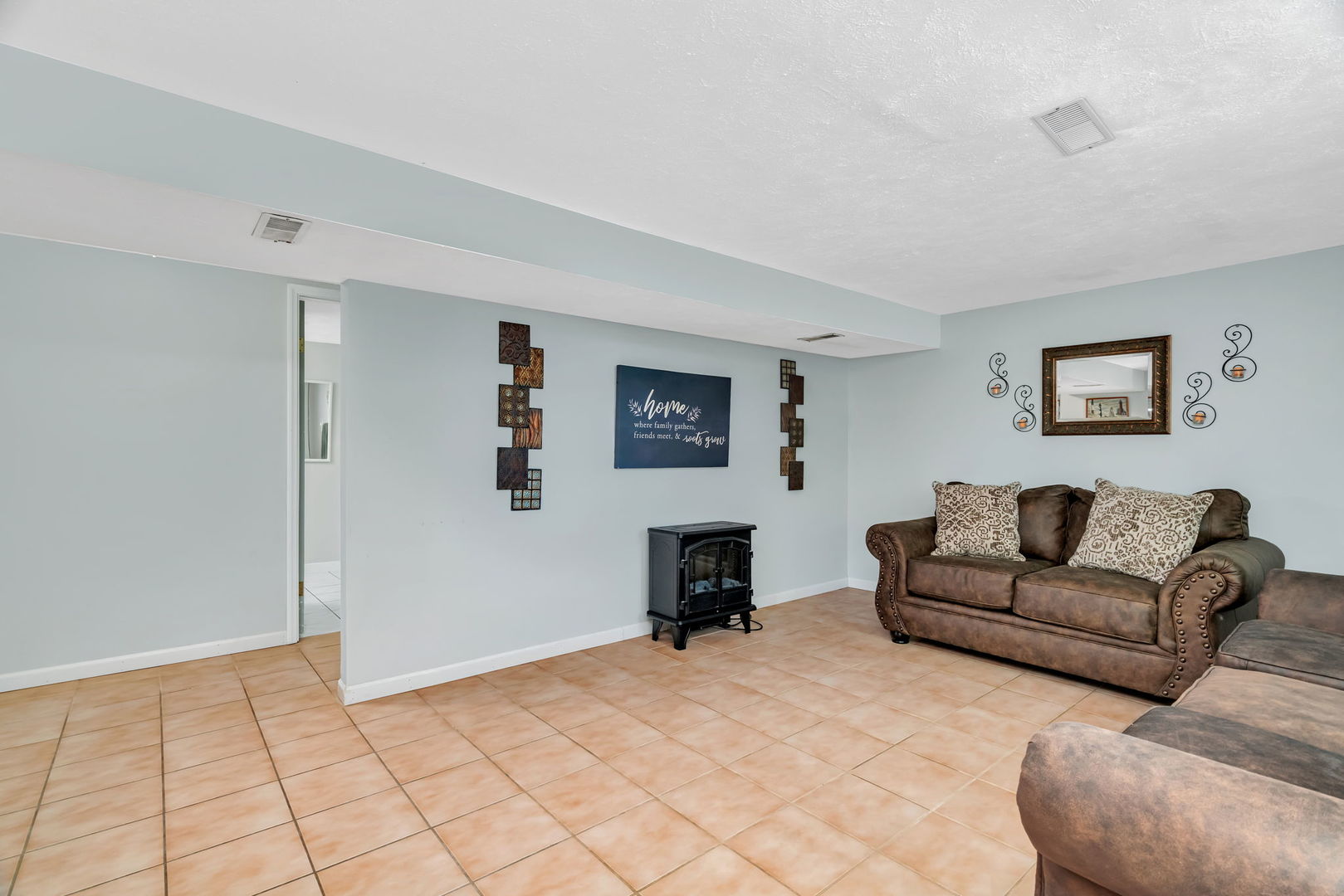 1102 Basin Drive, Lockport, IL 60441