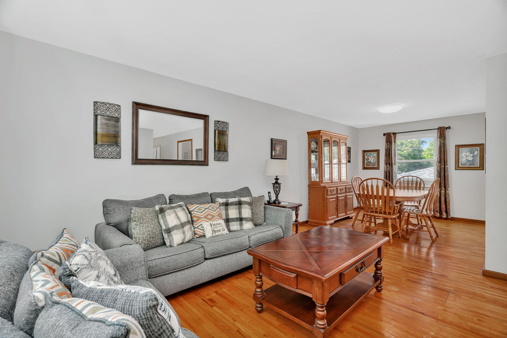 1102 Basin Drive, Lockport, IL 60441