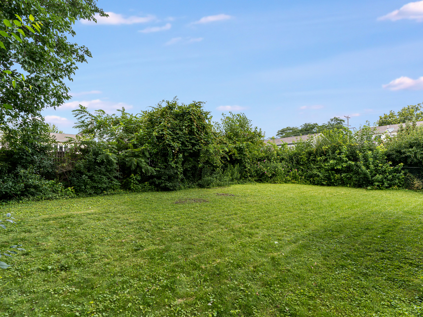 1012 Apple Lane, Lombard, IL 60148