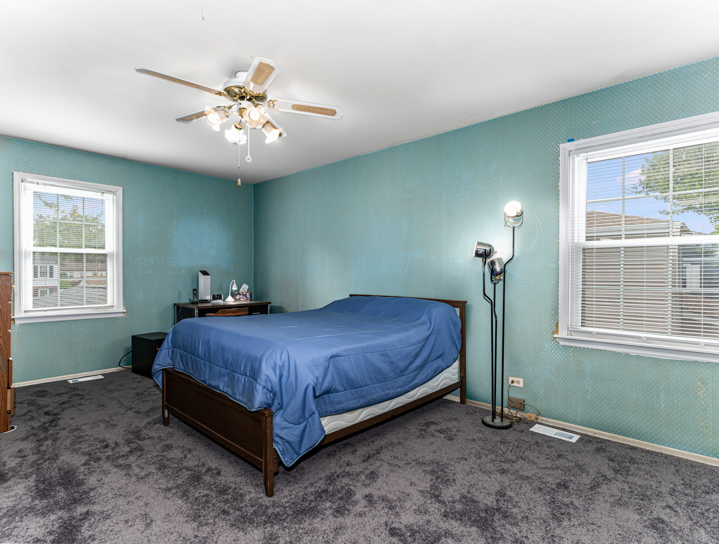 1012 Apple Lane, Lombard, IL 60148