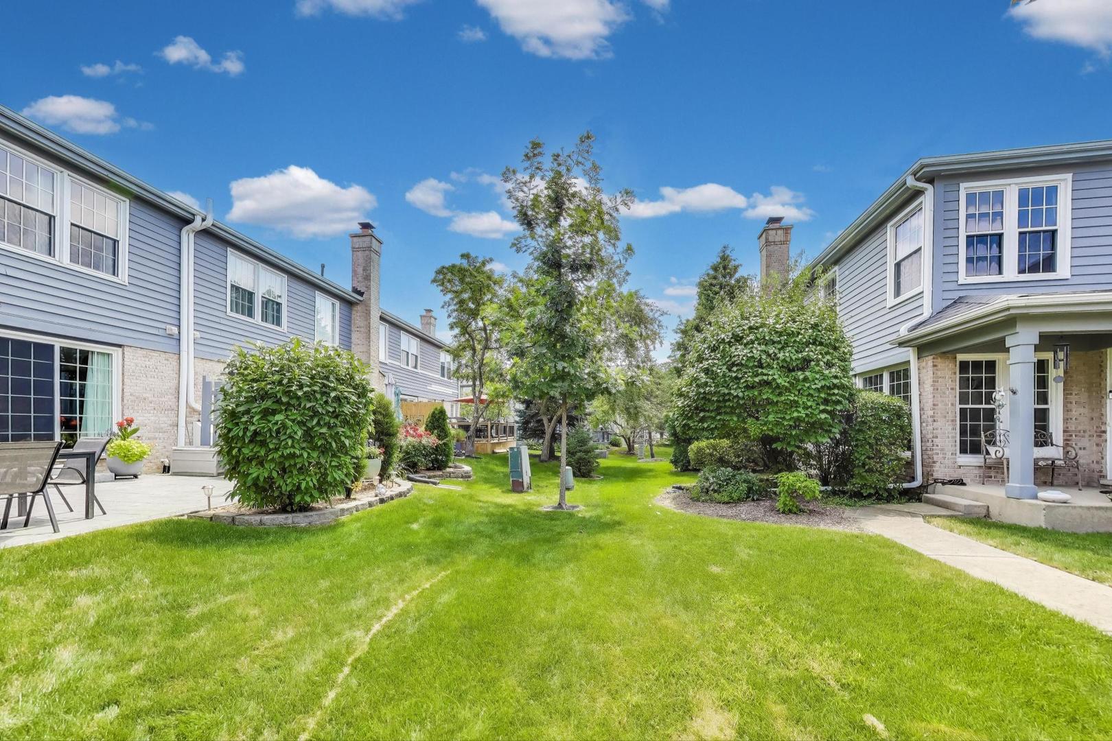 286 Benton Lane, Bloomingdale, IL 60108
