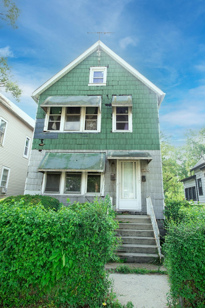 10240 S Indiana Avenue, Chicago, IL 60628