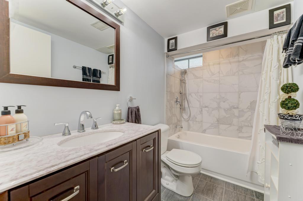 417 S Princeton Avenue, Itasca, IL 60143