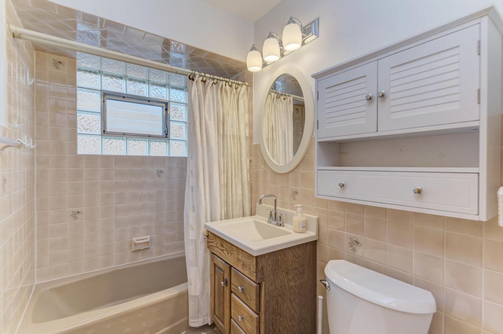 417 S Princeton Avenue, Itasca, IL 60143