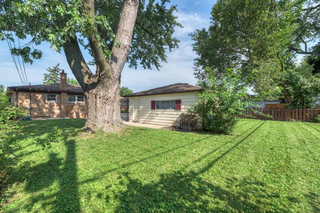 417 S Princeton Avenue, Itasca, IL 60143