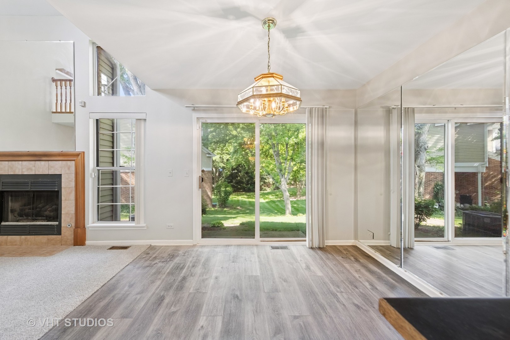 614 Hillview Court, West Chicago, IL 60185