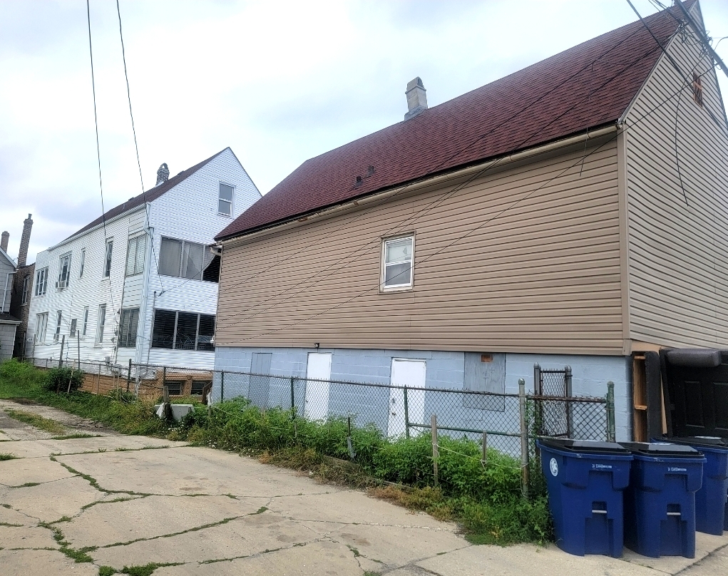 2921 S 49th Avenue, Cicero, IL 60804