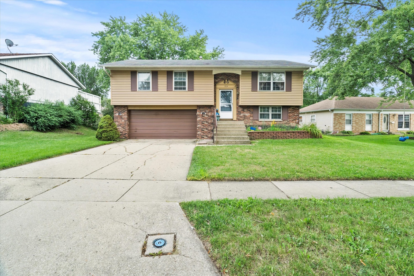 804 Bussey Court, Streamwood, IL 60107