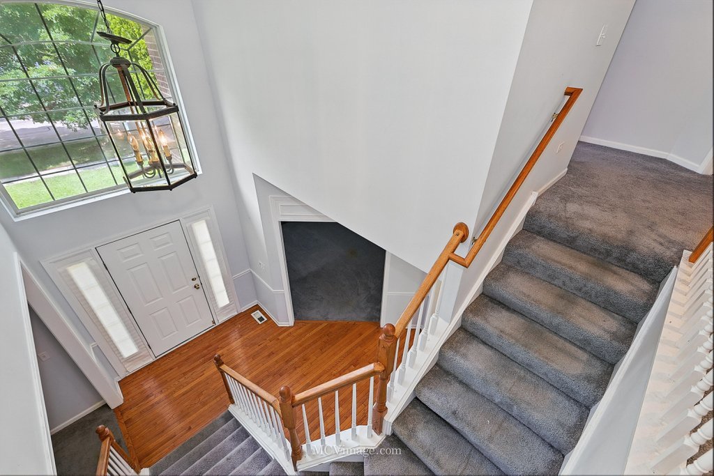 402 Marshall Ash Street, Bolingbrook, IL 60490