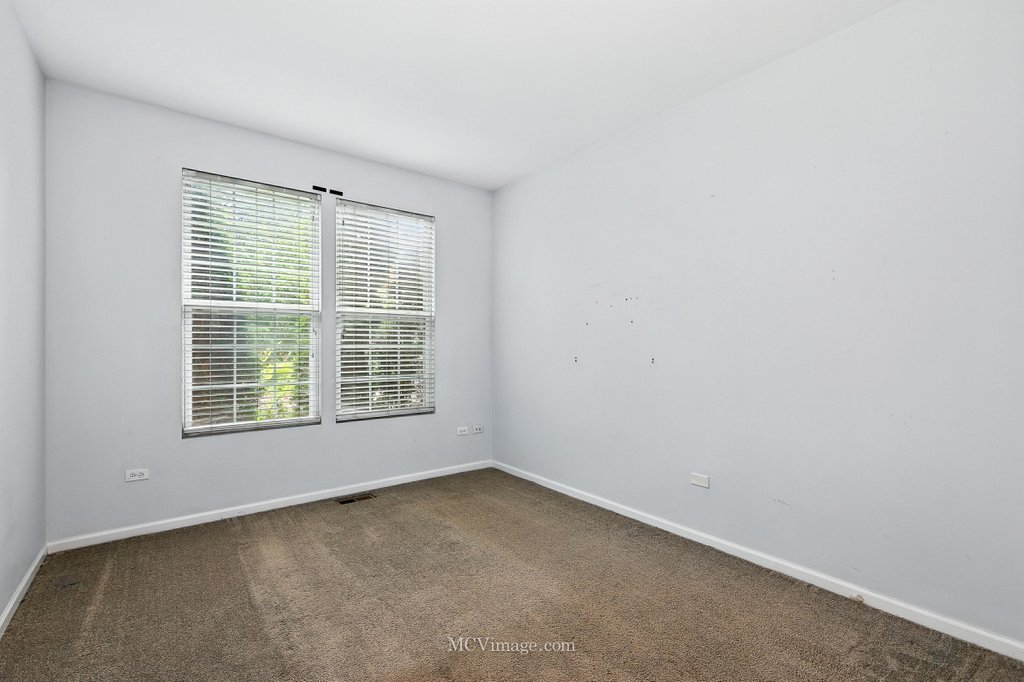 402 Marshall Ash Street, Bolingbrook, IL 60490