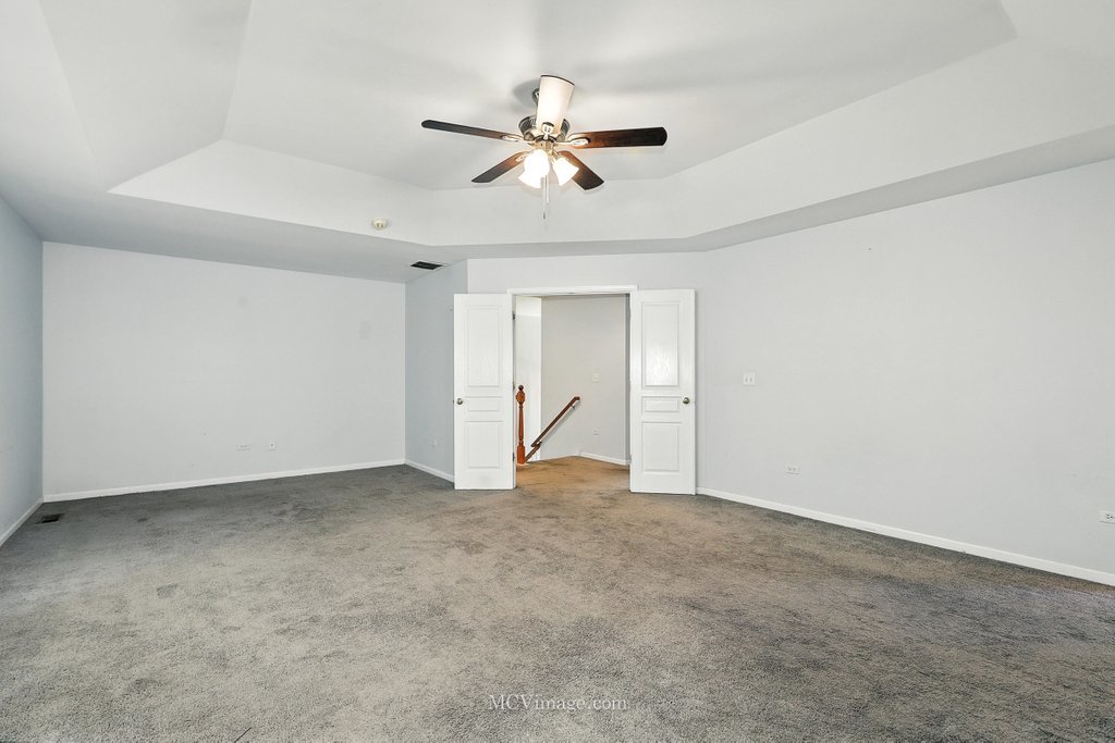 402 Marshall Ash Street, Bolingbrook, IL 60490