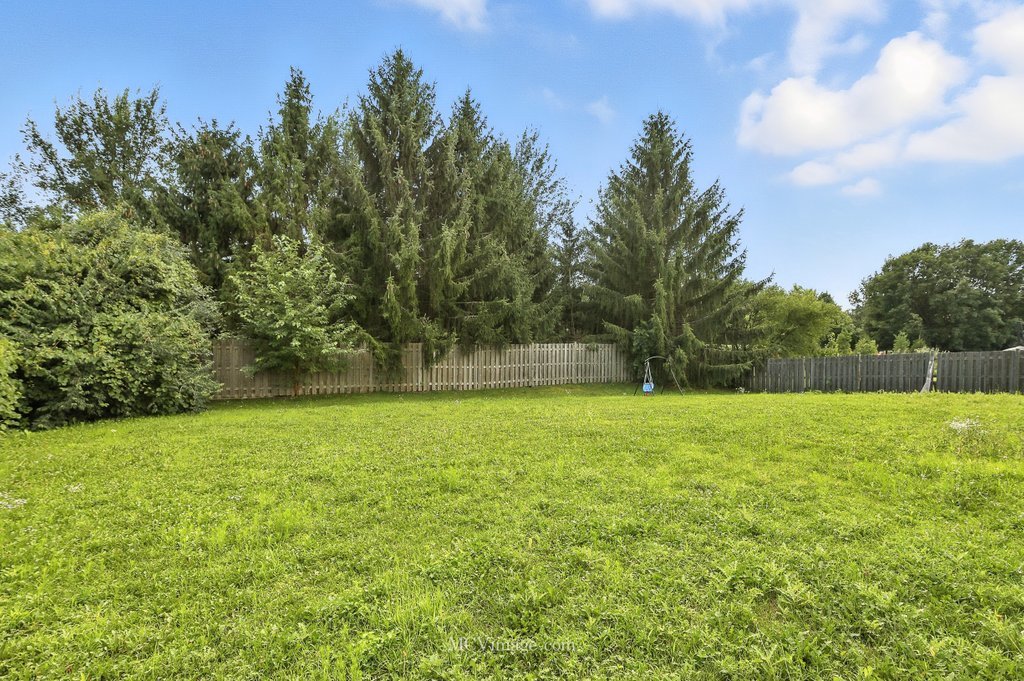 402 Marshall Ash Street, Bolingbrook, IL 60490