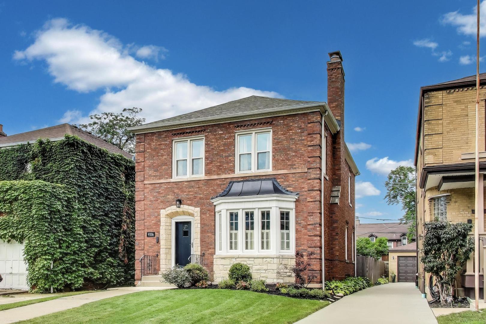 9336 S Leavitt Street, Chicago, IL 60643