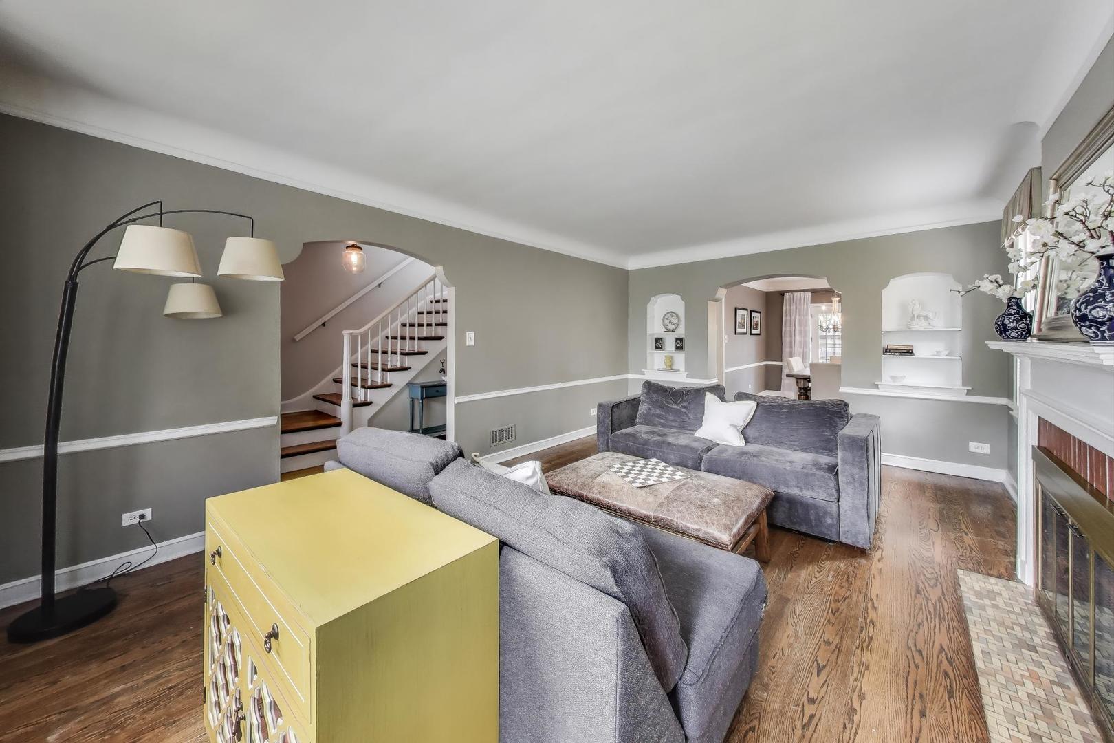 9336 S Leavitt Street, Chicago, IL 60643