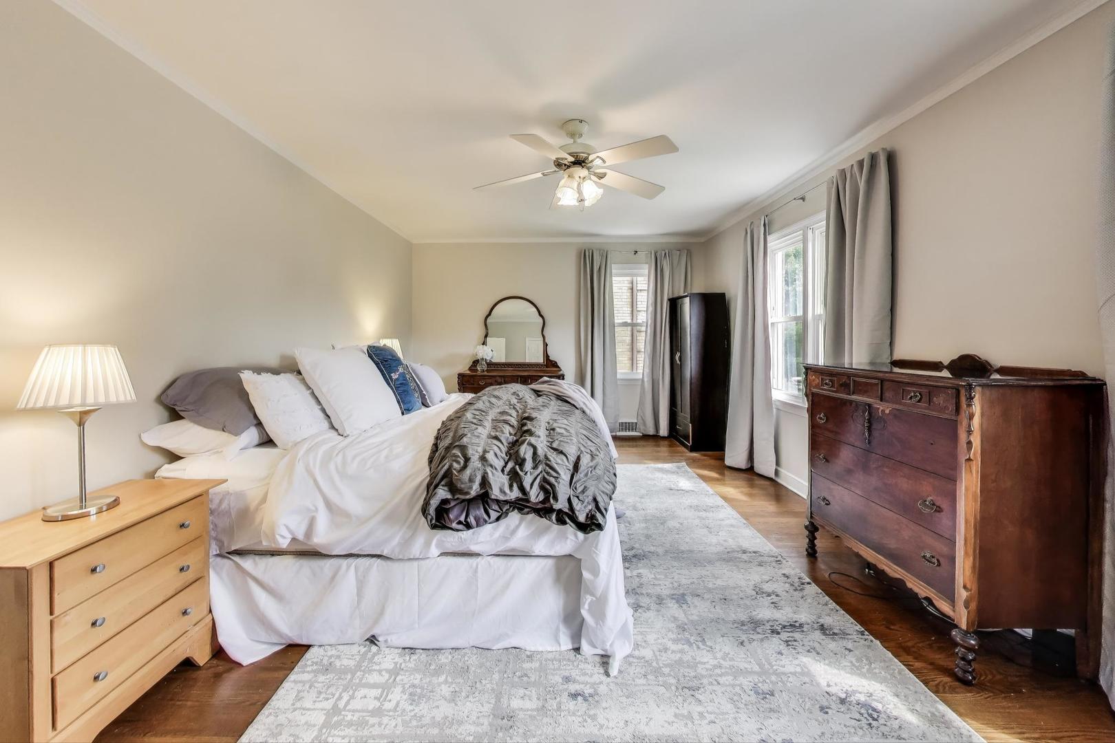 9336 S Leavitt Street, Chicago, IL 60643